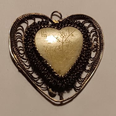 Vintage Silver Filigree and Scrimshaw Heart Pendant 