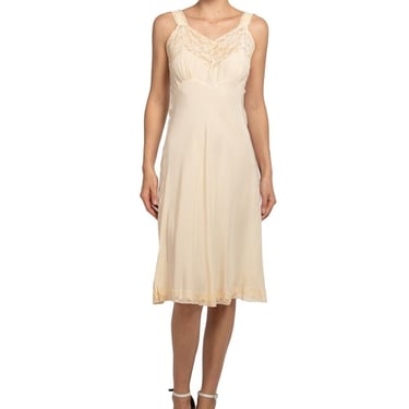 1940S Cream Bias Cut Silk Crepe De Chine Slip With Lace Detail At Top And Bottom 