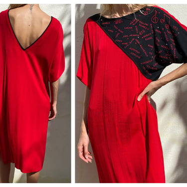 Late 70's Caftan Dress with Chainstitch Rock and Roll History  / BEST Kaftan EVER / Low back Tunic Dress with Dolman Sleeves / Red + Black 