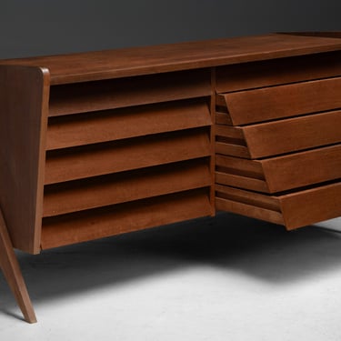 Sideboard w/ Drawers