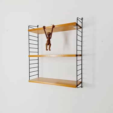 Original MCM Ash shelving system - consists of Black lacquered metal ladders, from string Stockholm 1960s 