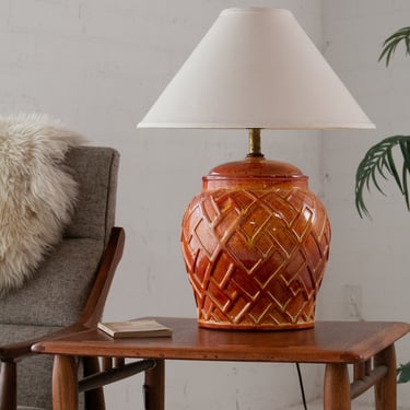 Ceramic Basket Weave Table Lamp