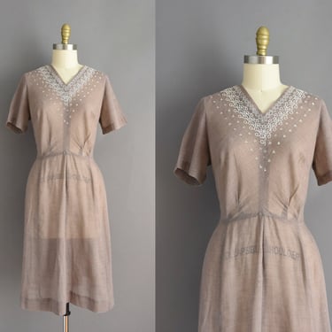 1950s dress | Brown Embroidered Cotton Day Dress | Large | 50s vintage dress 