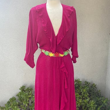 Vintage boho fuchsia knit dress ruffles trim size medium by Sybil California 