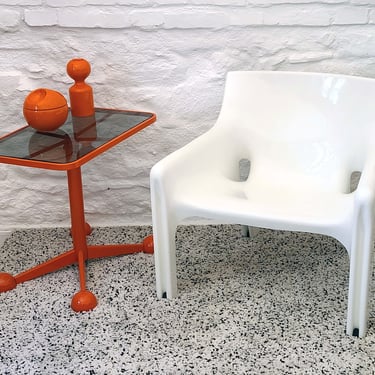 Vicario Armchair in White by Vico Magistretti for Artemide | Italian Space Age | 1970s 