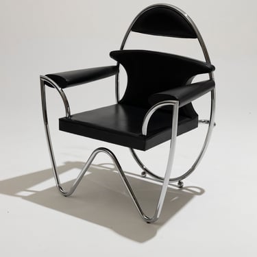 FAUTEUIL ITALIEN EN CUIR NOIR, 1980s