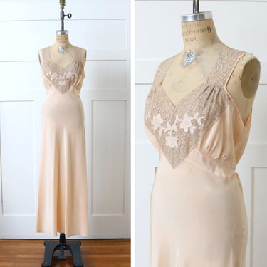 vintage 1930s nightgown • peach rayon & lace full length glam boudoir gown • trillium underthings 