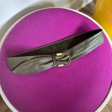 VTG Olive Green Snake Leather Belt with Gold Details 