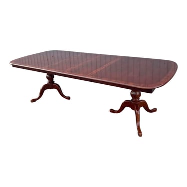 Universal Furniture Double Pedestal Banded Inlay Dining Table With 2 Leaves 