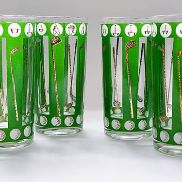 4 Vtg golf themed glasses with gold golf clubs on green. Beer & cocktail 19th hole glassware, Retro home sports bar decor. MINT 