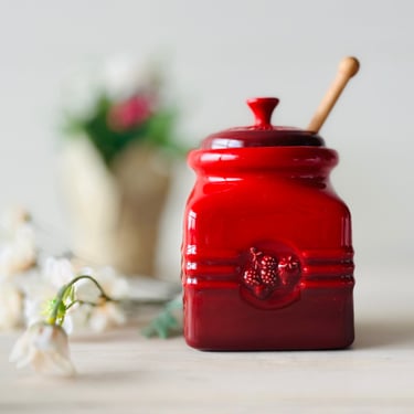 Le Creuset Red Strawberry Honey/Jam Jar With Wooden Dipper 