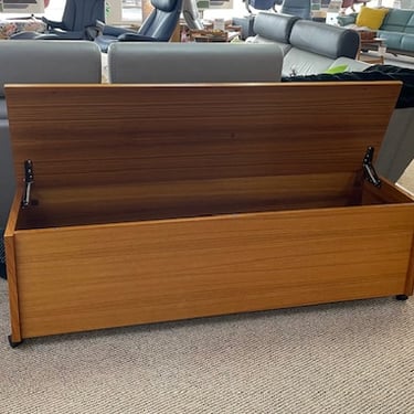 Storage Bench with Wheels<br />Teak Wood<br />L 59 x W 17 x H 18