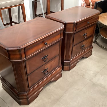 Burnished Cherry Nightstand Pair