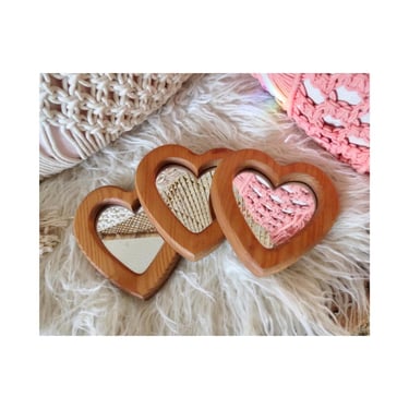 Vintage Wood Heart Shaped Mirror - Mini Wall Hanging Decor - Minimalistic Bohemian Hippie Home Decoration 