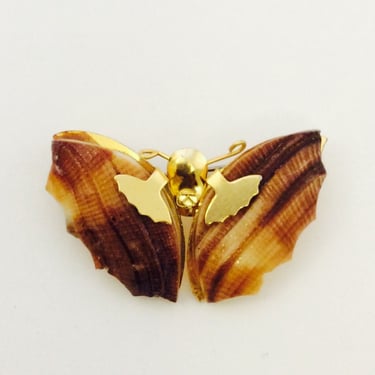 Seashell Butterfly Brooch Pin Hand Crafted Gold Tone Pin Moth Insect Beach Earthy 60s Beachwear Jewelry Genuine Handcrafted Ocean Seashells 