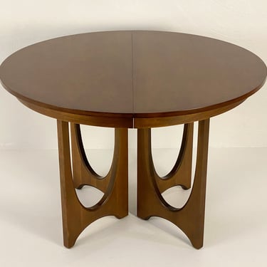 Boryhill Brasilia Pedesal Base Extension Dining Table, Circa 1960s - *Please ask for a shipping quote before you buy. 