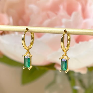 E150 18k gold emerald huggie hoop earring, emerald earrings, emerald dangle earrings, minimalist earrings, green hoop earrings, gift for her 