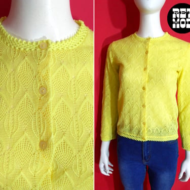 Interesting Vintage 60s Chartreuse Yellow Bargello Patterned Lightweight Cardigan 