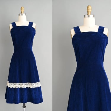 vintage 1970s Blue Velvet dress | Small Medium 