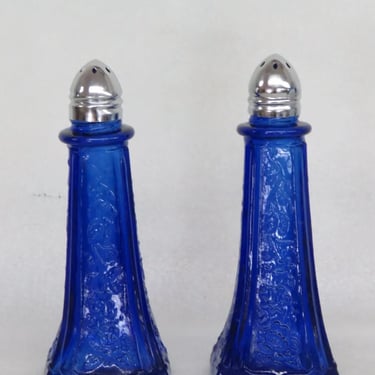 Cobalt Blue Floral Glass Salt and Pepper Shakers A Pair 3105B
