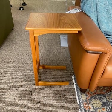 End/Side Table<br />Set of 2<br />Teak Veneer<br />L 14.75 x W 12 x H 24