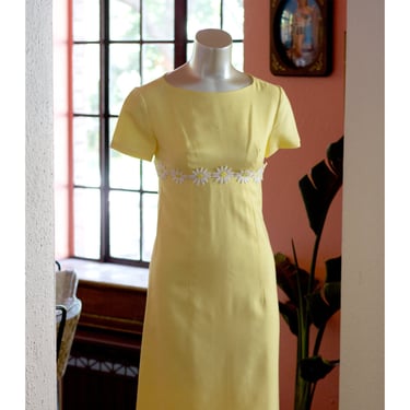 Vintage Daisy Dress - Summer Dress - 1960s - Mod Maxi - Floral - Handmade - Yellow 