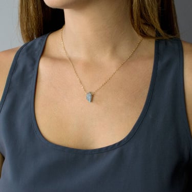 Labradorite Necklace, Labradorite Jewelry, Delicate Layering Necklace, Minimal Crystal Necklace, Gold Labradorite Choker, Gift for Her, N303 