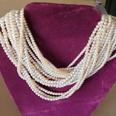 1960s Seed/Cultured Pearl Necklace / Choker  16 Strands 