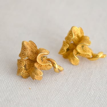 1950s Coro Gold Iris Clip Earrings 