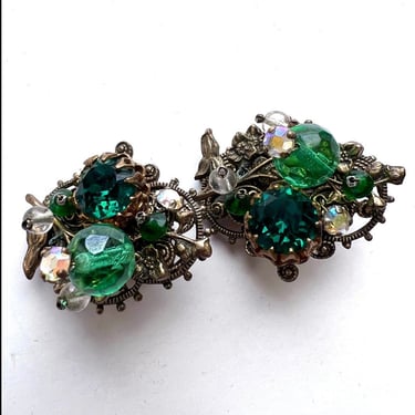 Green Vintage Earrings, Rhinestone Earrings,  Vintage Earrings, Multi-stone Earrings,  Vintage Clip-ons, Green Clip-ons, 1950s Earrings 