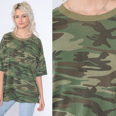 Camo T-Shirt 90s Camouflage Army TShirt Green Ringer Shirt Hunting Military Grunge Pocket Tee Distressed Ripped Vintage 1990s Extra Large xl 