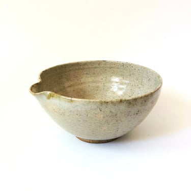 Speckled Pottery Mixing Bowl 