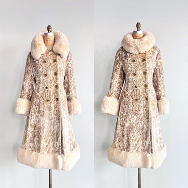 Tura 70s velvet leopard penny lane coat, animal print faux fur coat, snow leopard coat, erstwhile style, retro 60s bohemian winter coat 