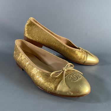 CHANEL Size 10 Gold Sequined Ballet Flats