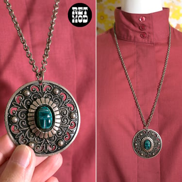 Lovely Vintage 70s Teal Green Scarab Silver Circle Pendant Necklace 