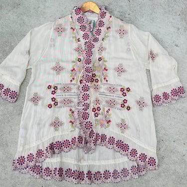 Rare Johnny Was Lena Embroidered Scallop Edge Tie‑Front Kimono Vintage Jacket by LeChalet