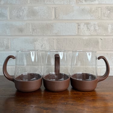 Vintage Pyrex Ware by Corning DrinkUps Set of 3 Glass & Plastic Mugs, Brown, 1980s 