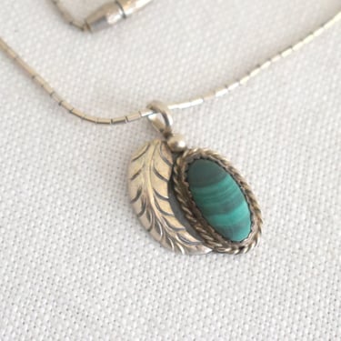 Vintage Silver Feather and Green Stone Pendant and Bead Necklace 