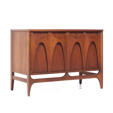 Broyhill Brasilia Mid Century Walnut Credenza - mcm 