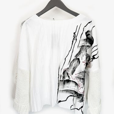 White Embroidered Woman Linen Knit Pullover
