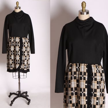 1960s Black Polyester Tan Quilt Fringe Long Sleeve Knee Length Dress -L 