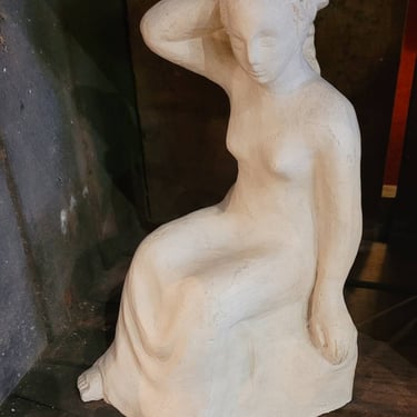 Art Deco Era 1940s white clay sculpture Nude woman Greco-Roman Roman features 