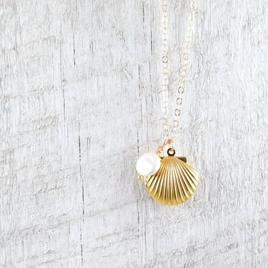 Sea Shell Locket Necklace, Gold Seashell Necklace, Ocean Jewelry, Beach Wedding, Destination Wedding, Nautical Wedding 