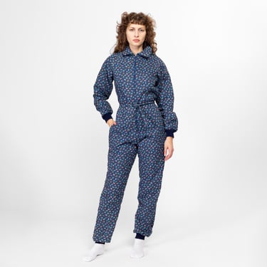 Small 70s 80s Blue Ditsy Floral Quilted Pajama Jumpsuit | Retro Vintage Insulated Zip Up Belted Sleepwear One Piece Loungewear 