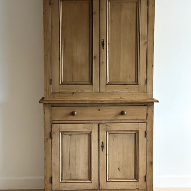 Antique English Pine Hutch/Cupboard 