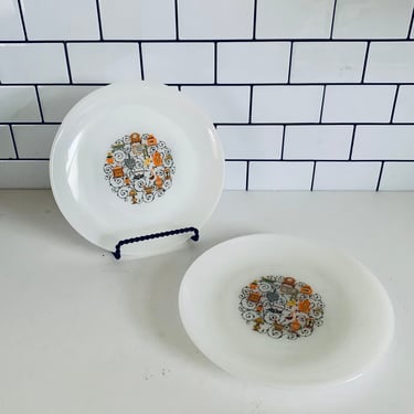 Pair of Vintage Anchor Hocking Salad Plates, Homestead Fire King, White Milk Glass Dinner Plates 