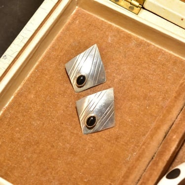 Navajo CJ Sterling Silver Black Onyx Stud Earrings, Line-Engraved Designed, Diamond-Shaped Fan Earrings, 40mm 