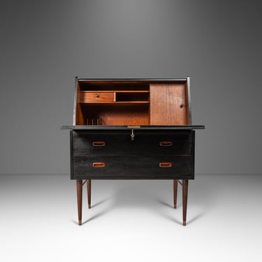 Rare Custom Secretary Desk Vanity Attributed to Arne Wahl Iversen for Falster Mobelfabrik, Denmark, 1960s 