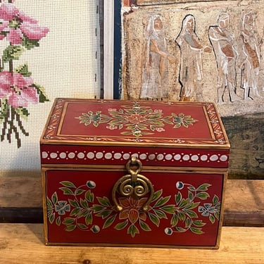 Free Shipping Within Continental US - Hand Painted storage Jewelry Box - Made in India 