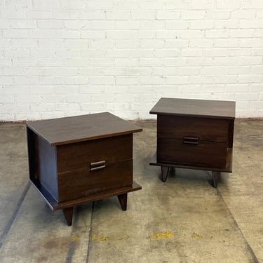 Mid Century American of Martinsville Nightstands | Vintage Mid Century American of Martinsville Nightstands | Vintage